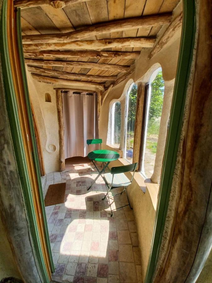 Sarl Verrerie Royale Val-Couesnon Εξωτερικό φωτογραφία