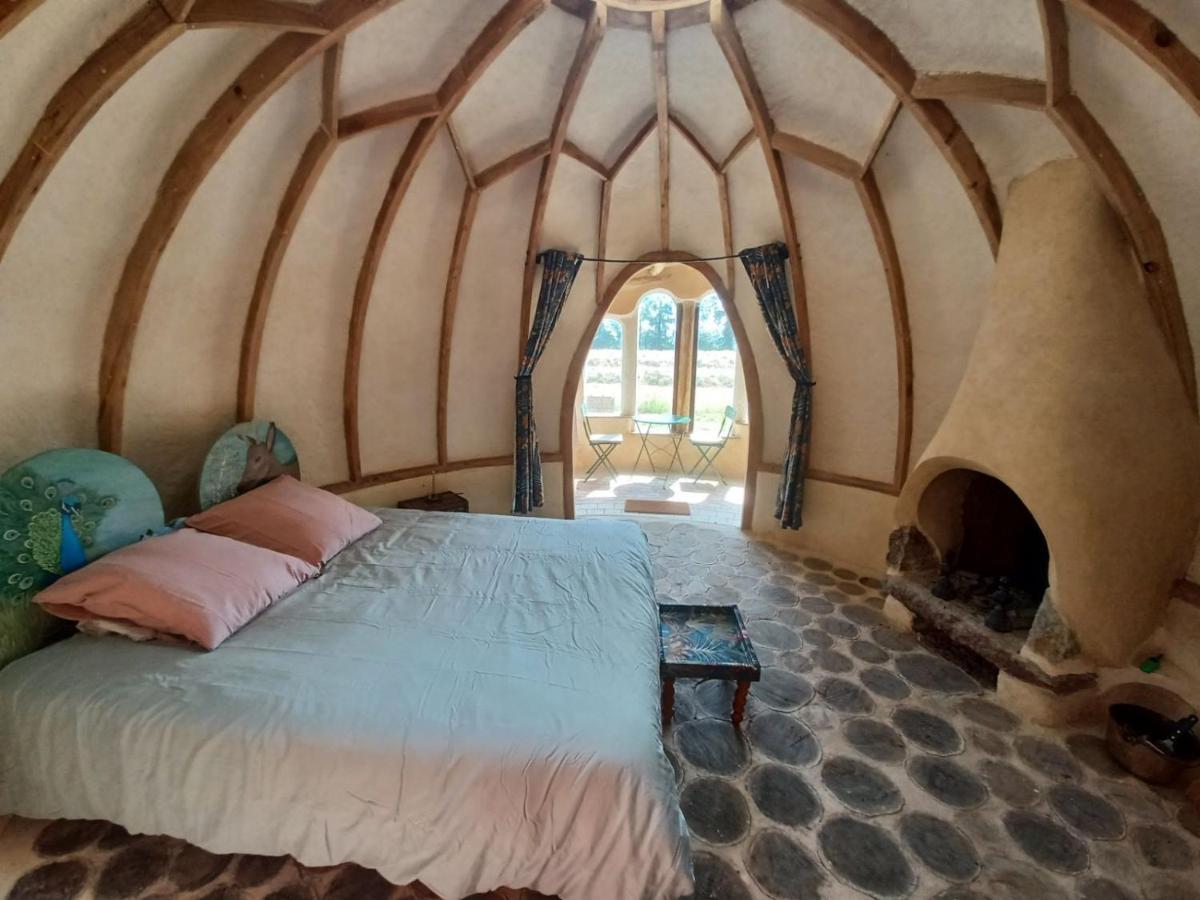 Sarl Verrerie Royale Val-Couesnon Εξωτερικό φωτογραφία